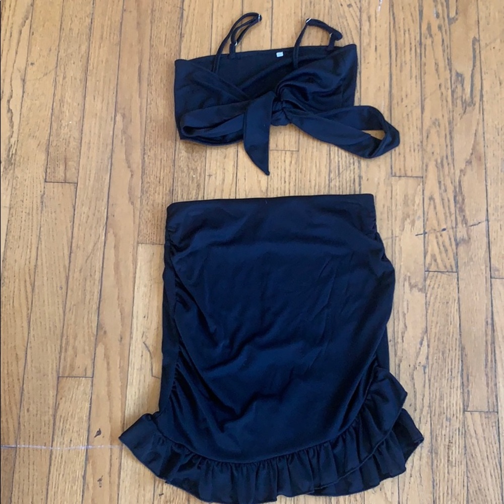 2 piece set. Mix and match.